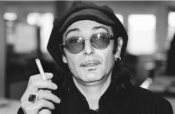 Le blues-man de la cité, Manu Grillot, donnera ce samedi un concert à Gérardmer dans le cadre du festival Fantastic’Art. Photo Arnaud CASTAGNÉ.