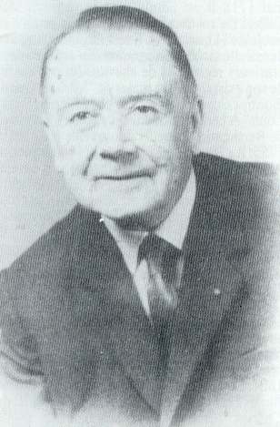Le doyen Georges Corroy.